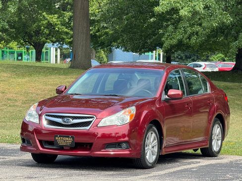 Used 2012 Subaru Legacy 2.5i w/ Alloy Wheel Pkg AWD/4WD image 1