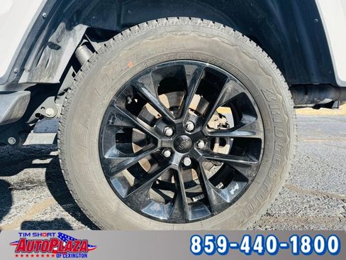 Used 2022 Jeep Gladiator Overland image 26