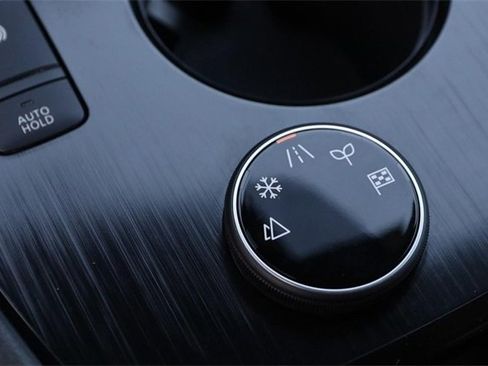 Certified 2024 Nissan Rogue SL w/ SL Premium Package image 21