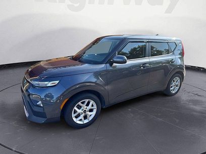 Used 2022 Kia Soul S