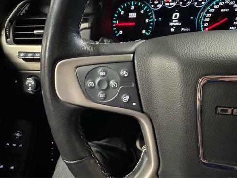 Used 2019 GMC Yukon Denali image 22