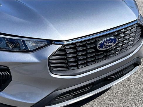 Used 2023 Ford Escape Active w/ Tech Pack #1 FWD image 30