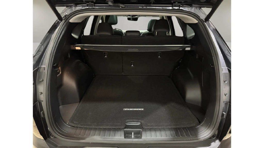 Used 2024 Hyundai Tucson Limited FWD image 27