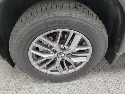 Used 2021 Nissan Rogue S image 31