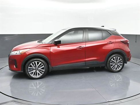 Used 2024 Nissan Kicks SV FWD image 28