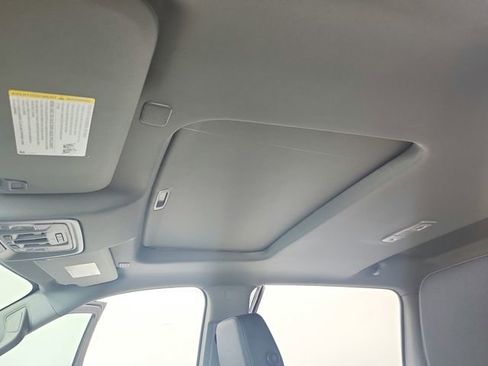 New 2026 GMC Sierra 1500 SLT image 22