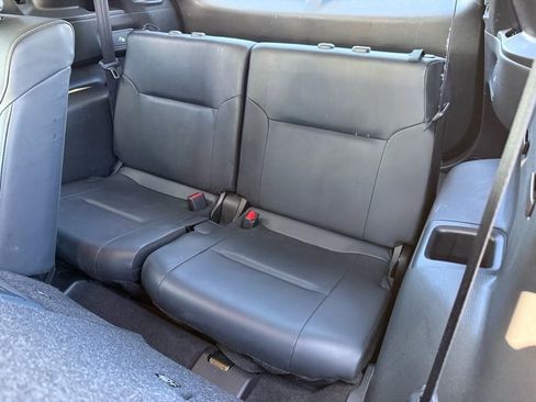 Used 2024 Mitsubishi Outlander SE image 13