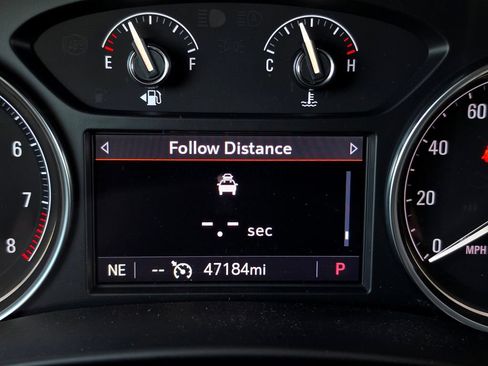 Used 2023 Buick Enclave Essence AWD/4WD image 40