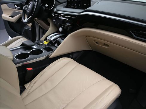 Used 2023 Acura MDX SH-AWD w/ Technology Package image 20