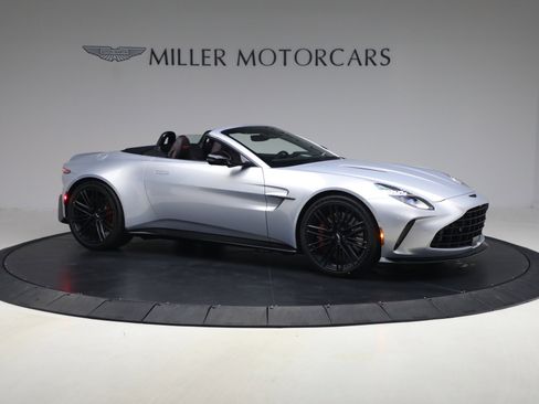 New 2026 Aston Martin V8 Vantage Roadster RWD image 10