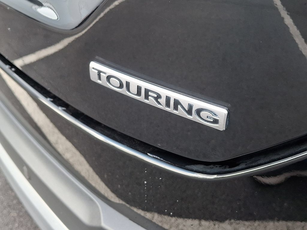 Used 2024 Honda Pilot Touring image 33