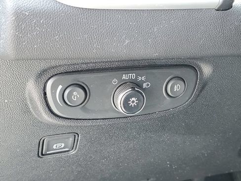 Used 2019 GMC Terrain SLT w/ Preferred Package AWD/4WD image 8