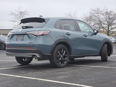 Used 2024 Honda HR-V Sport image 17