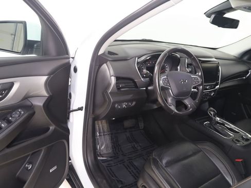 Used 2021 Chevrolet Traverse RS AWD/4WD image 48