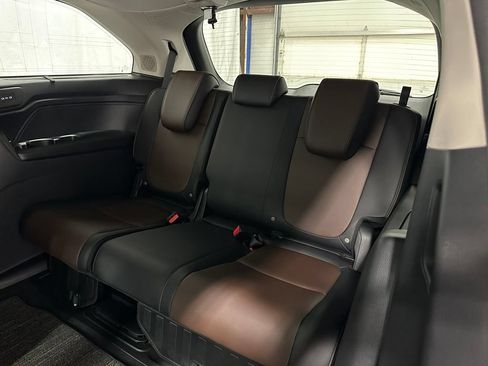Used 2025 Honda Odyssey Elite image 48