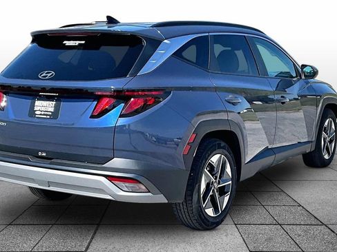 Used 2025 Hyundai Tucson SEL FWD image 11