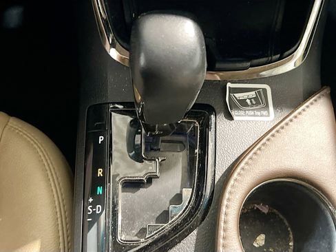 Used 2014 Toyota Avalon XLE Touring image 12