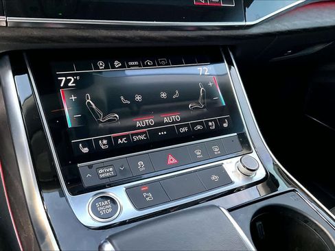Used 2022 Audi Q8 Premium Plus w/ Premium Plus Package AWD/4WD image 41