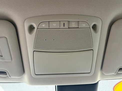 Used 2019 Nissan Rogue SV image 22