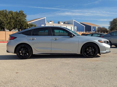 Used 2025 Honda Civic Sport image 3