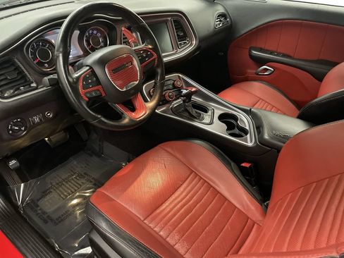 Used 2016 Dodge Challenger R/T Plus RWD image 4