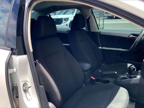 Used 2015 Volkswagen Jetta TDI S FWD image 13