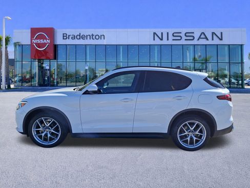 Used 2018 Alfa Romeo Stelvio Ti Sport image 8