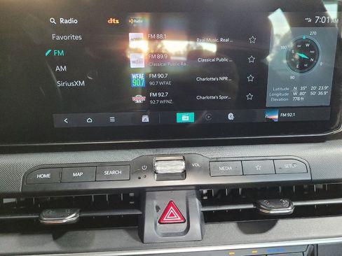 Used 2025 Kia K4 FWD image 25