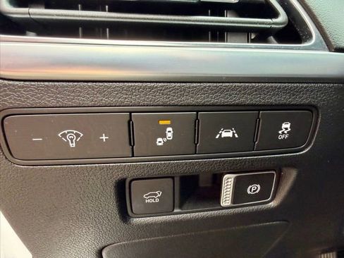 Used 2022 Hyundai Palisade Calligraphy image 30