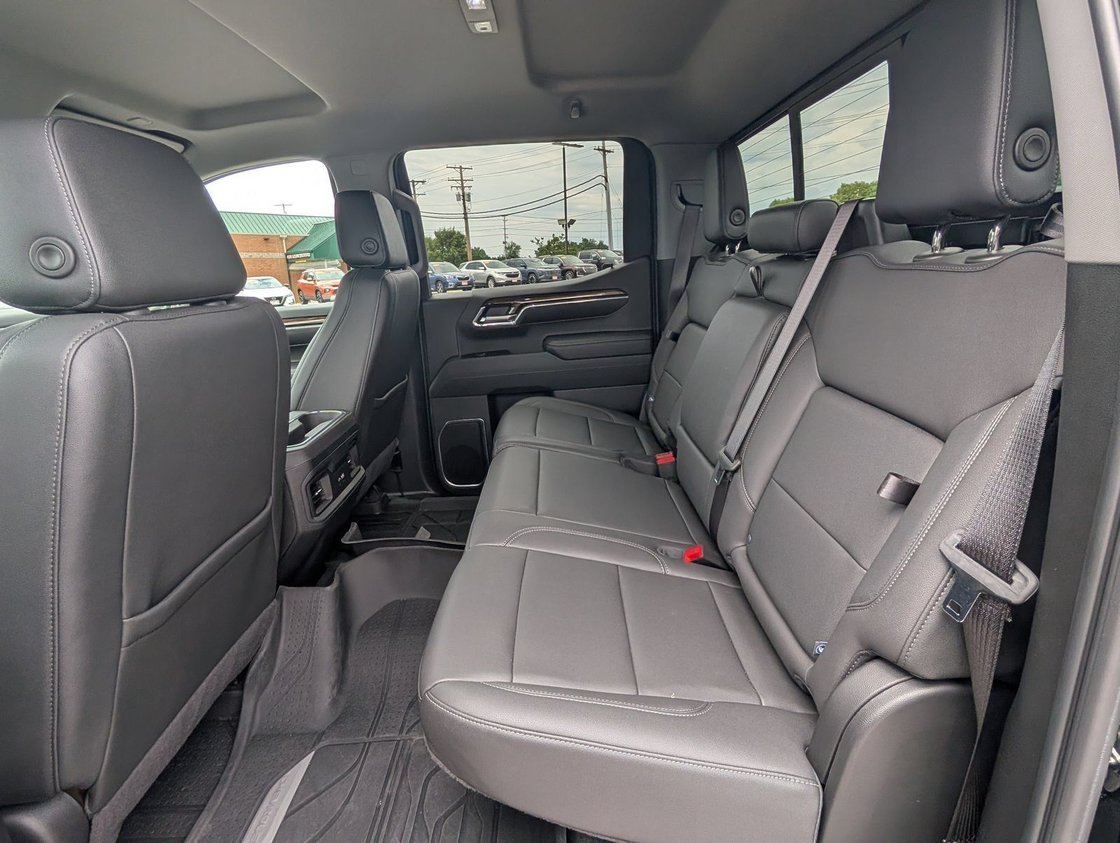 Used 2024 Chevrolet Silverado 1500 RST w/ Convenience Package II AWD/4WD image 15