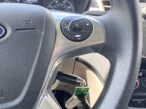 Used 2022 Ford Transit Connect XLT FWD image 27