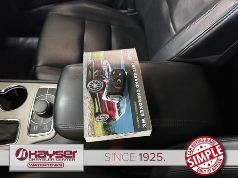 Certified 2022 Jeep Grand Cherokee Limited AWD/4WD image 43