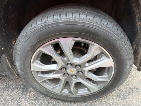 Used 2021 Chevrolet Traverse Premier w/ LPO, Floor Liner Package FWD image 48