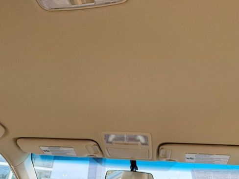 Used 2017 Toyota Camry LE image 15