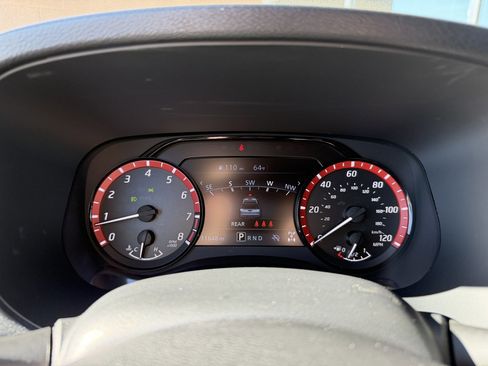 Used 2024 Nissan Frontier PRO-4X w/ Off-Road Protection Package image 17