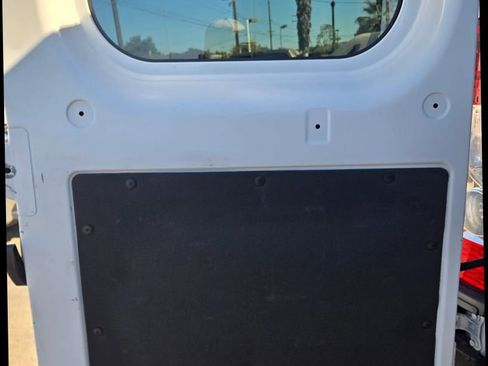 Used 2023 RAM ProMaster 2500 image 12