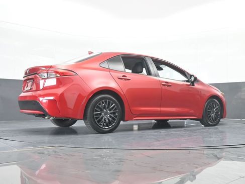 Used 2020 Toyota Corolla LE image 56
