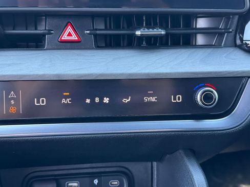 Used 2025 Kia Sportage X-Line w/ Premium Package AWD/4WD image 21