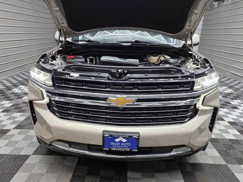 Used 2022 Chevrolet Tahoe LT w/ Luxury Package AWD/4WD image 40