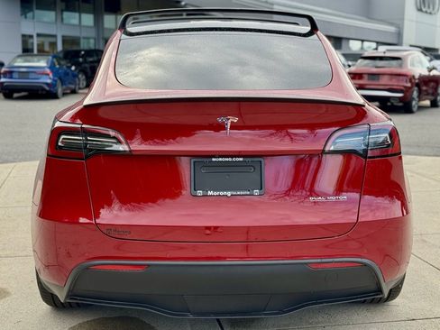 Used 2022 Tesla Model Y Performance image 11