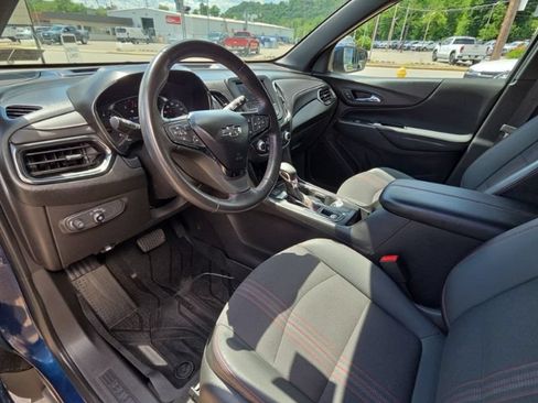 Used 2022 Chevrolet Equinox RS w/ LPO, Floor Liner Package AWD/4WD image 11