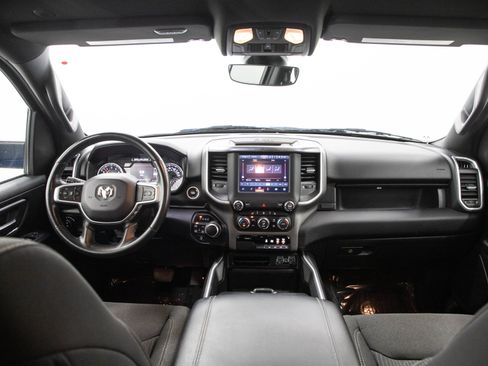 Used 2022 RAM 1500 Big Horn AWD/4WD image 16