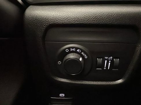 New 2026 Jeep Grand Cherokee L Limited image 32