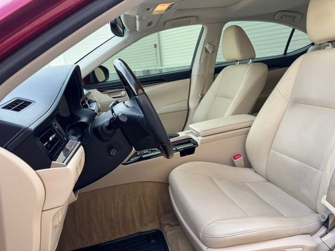 Used 2015 Lexus ES 350 w/ Premium Package image 12