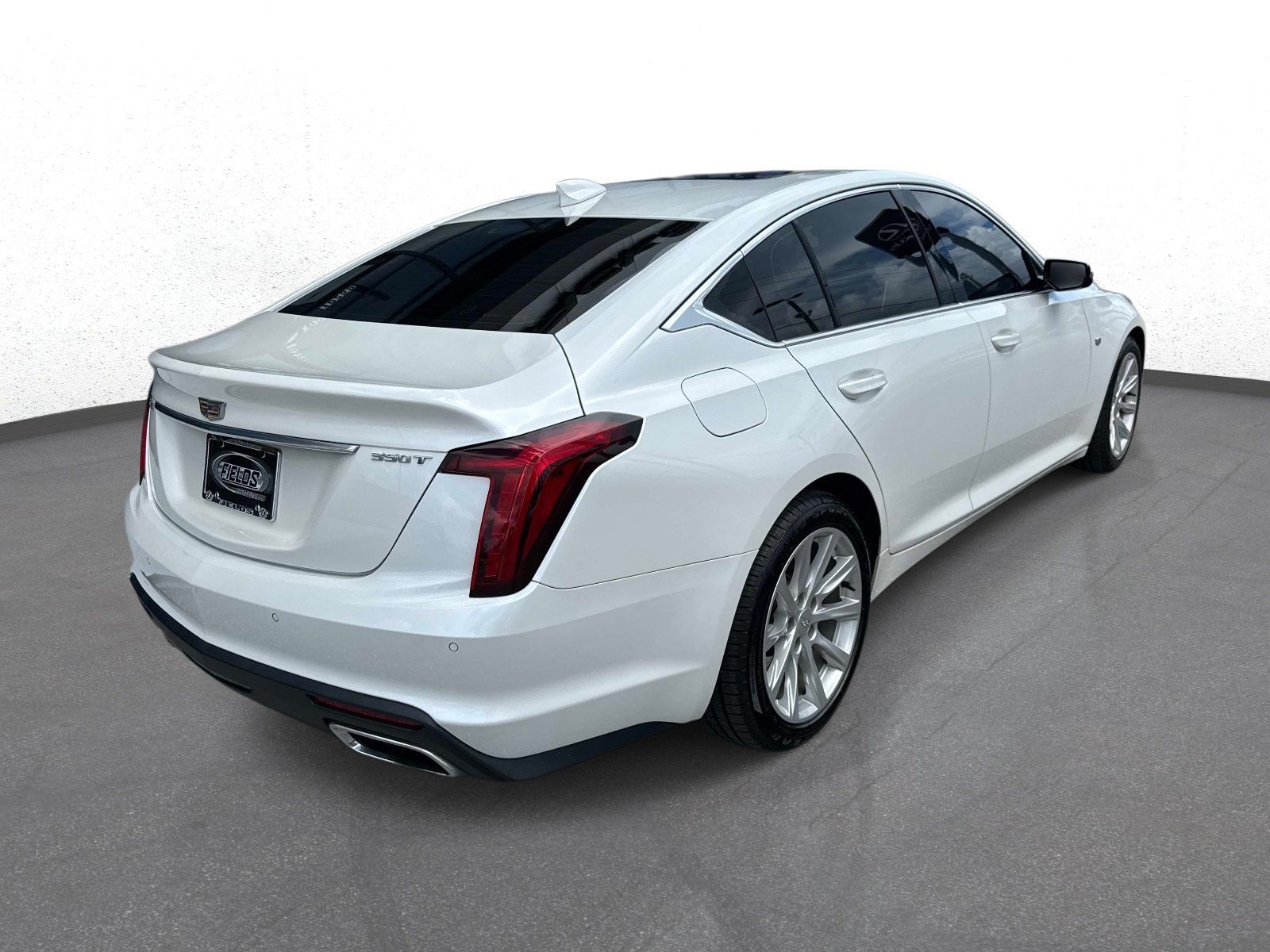 Used 2023 Cadillac CT5 Luxury w/ Sun And Sound Package RWD image 3