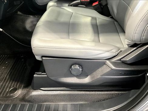 Used 2023 Ford F250 XL w/ Snow Plow Prep Package image 19