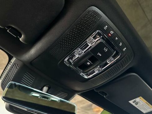 Certified 2022 Mercedes-Benz EQB 350 4MATIC image 22