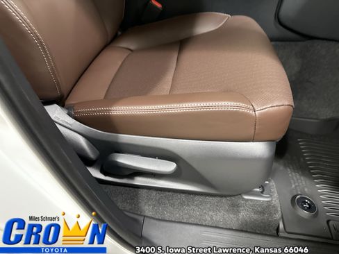 New 2026 Toyota Land Cruiser image 38