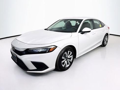 Used 2024 Honda Civic LX image 3