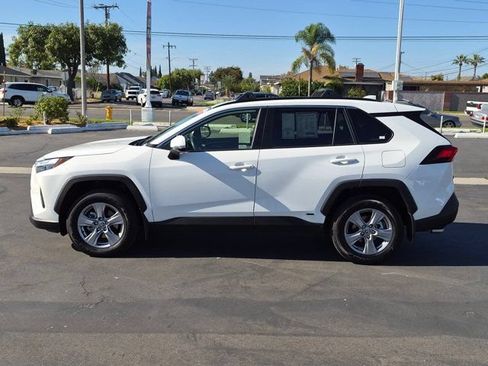 Certified 2025 Toyota RAV4 XLE AWD/4WD image 12